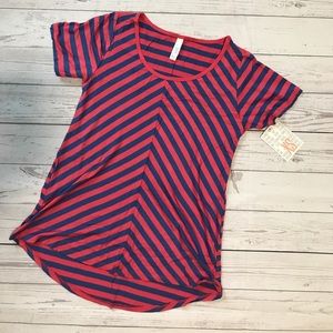 Xs Lularoe Classic. T